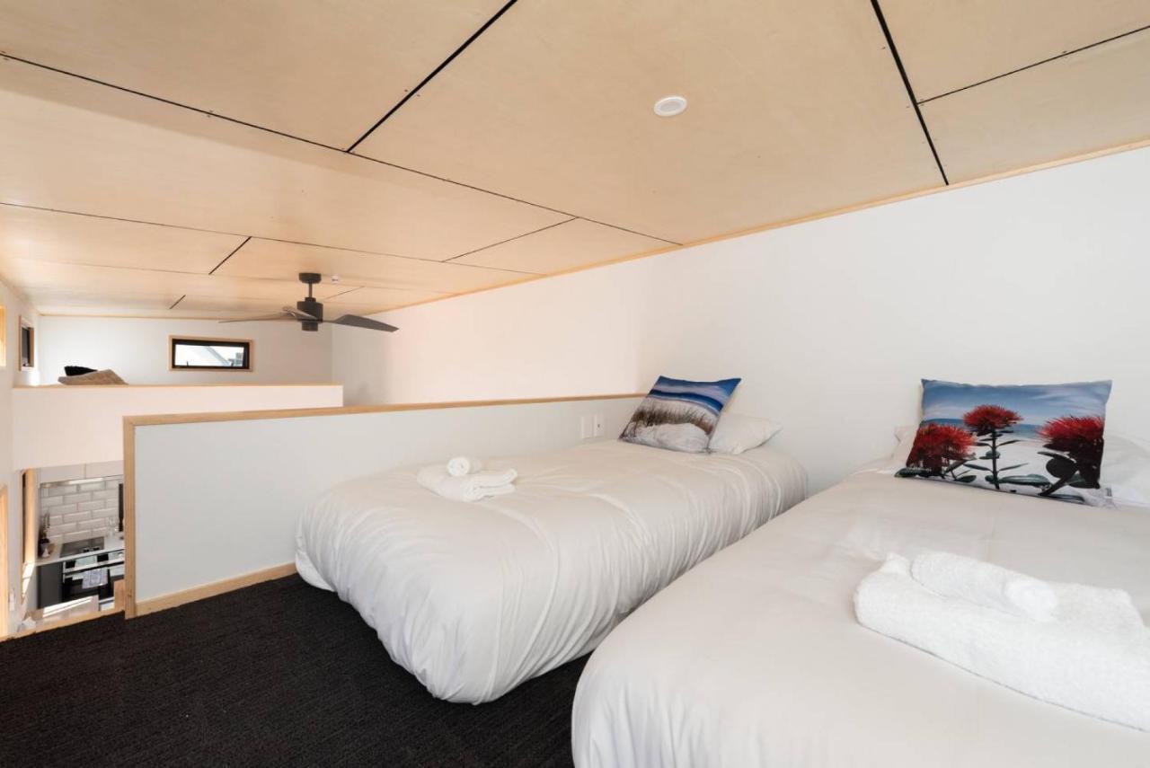 Вилла Cozy Tiny House Hideaway Тауранга Экстерьер фото
